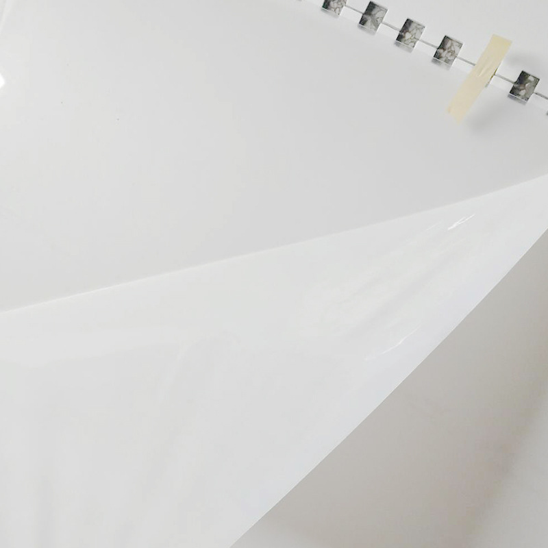 Mitkä ovat PC-elokuvan?edut ja haitat